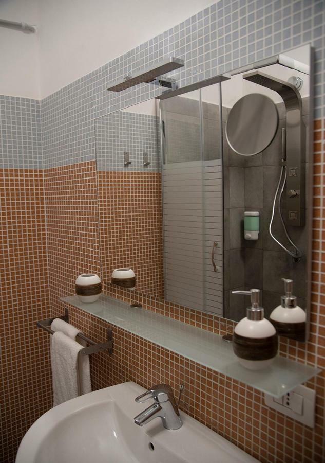 רומא Monti49 Guesthouse מראה חיצוני תמונה